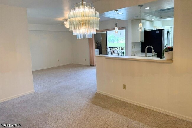 Foto del edificio - 7360 St Ives Way