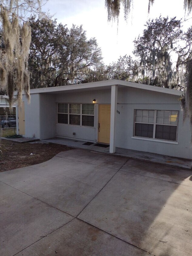Primary Photo - Cute, cute, cute 2/1 in Clermont