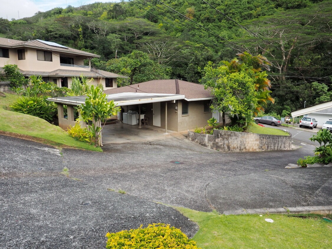 2654 Ipulei Pl, Honolulu, HI 96816 House Rental in Honolulu, HI