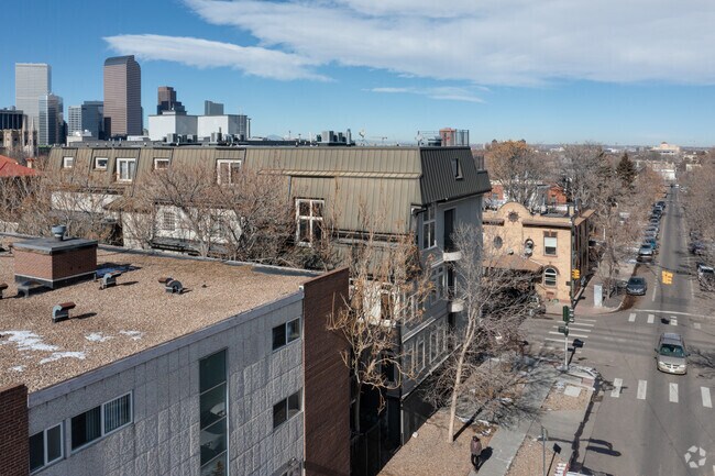 Building Photo - 1080 E 13th Ave