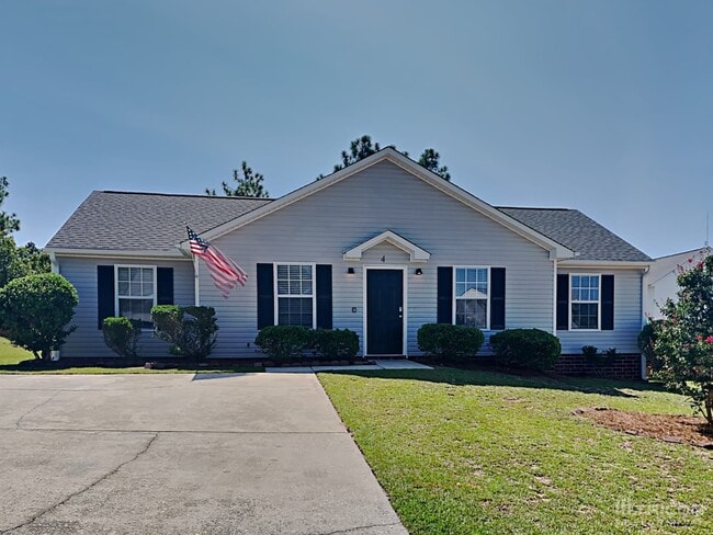 Building Photo - 4 Sterling Ridge Ct