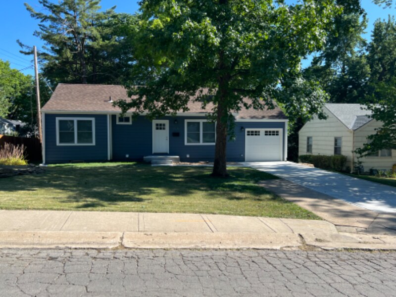 Foto principal - 6107 W 58th St
