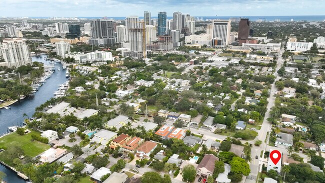 Foto del edificio - 704 SW 7th St