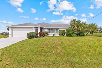 Building Photo - 6460 Blueberry Dr