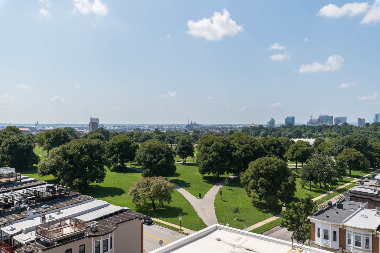 101 Ellwood Apartments Baltimore, MD
