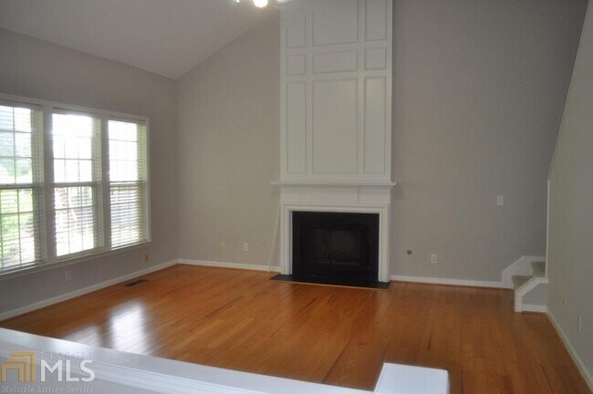 Foto del edificio - 5660 Oxborough Way