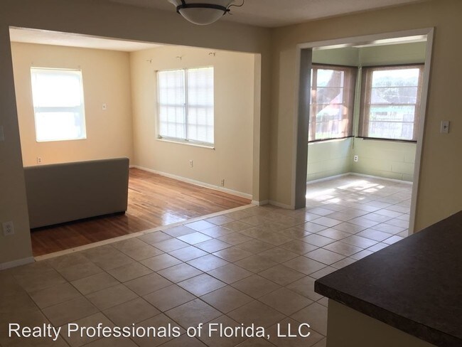 Foto del edificio - 4900 N Apopka Vineland Rd