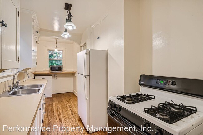 Foto del edificio - 2 br, 2 bath House - 169 S. Humboldt St.