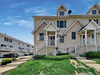 Building Photo - 216 W Kyra Ln