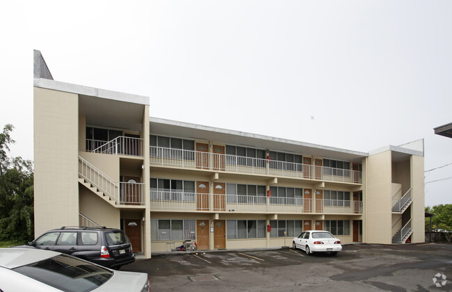 Building Photo - Anela Apartments