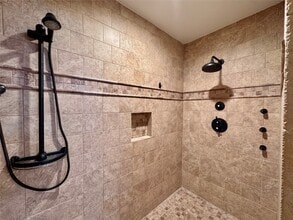 Building Photo - 1177 Sailfish St