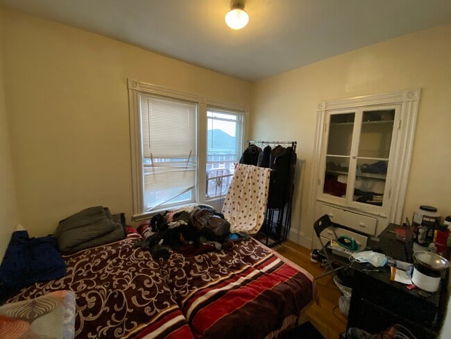 Building Photo - 5 Hill St