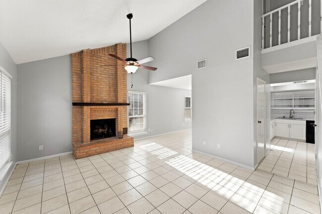 Building Photo - 5325 Creek Shadows Dr
