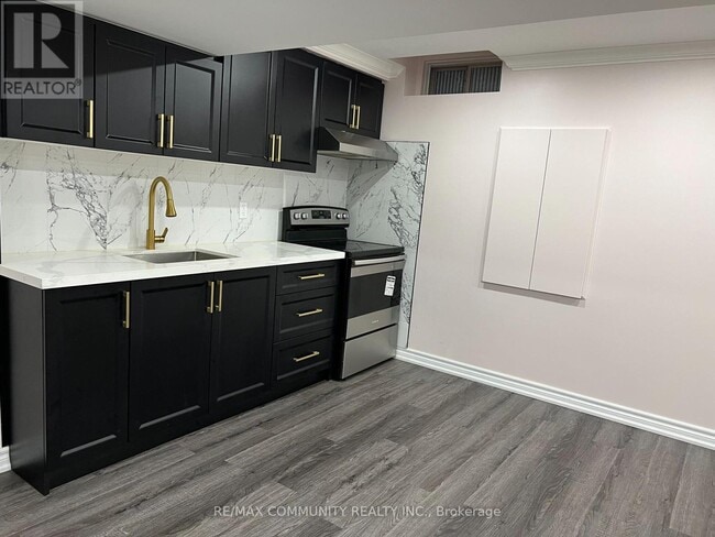 Building Photo - 1177 Church St N