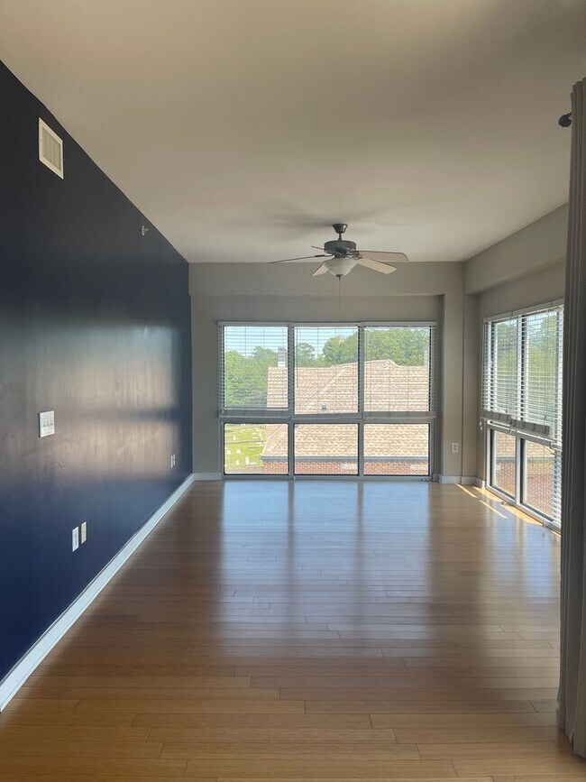 Foto del edificio - Eagles Nest - Downtown Auburn