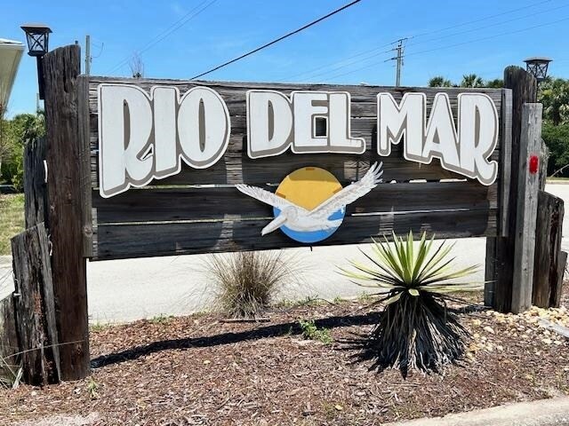 Foto del edificio - 123 Rio Del Mar St