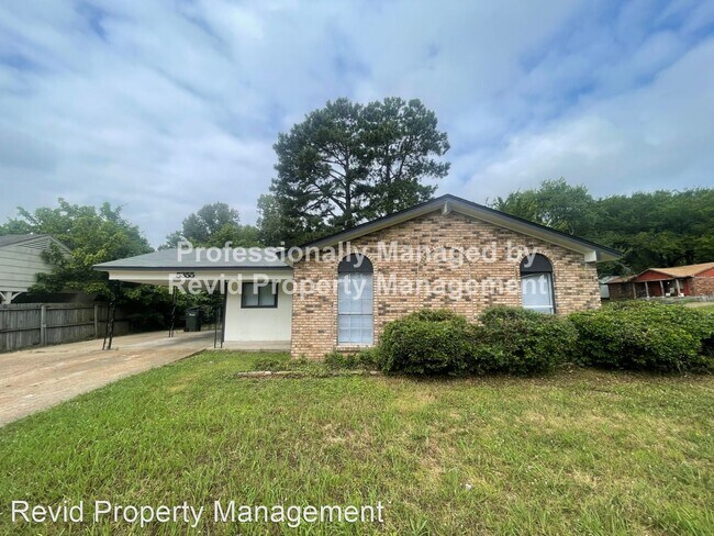 Foto del edificio - 4 br, 1 bath House - 5355 Beaverton Dr.