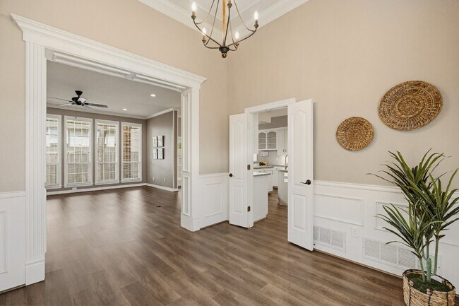 Foto del edificio - Perfect blend of comfort, style, and convenience.