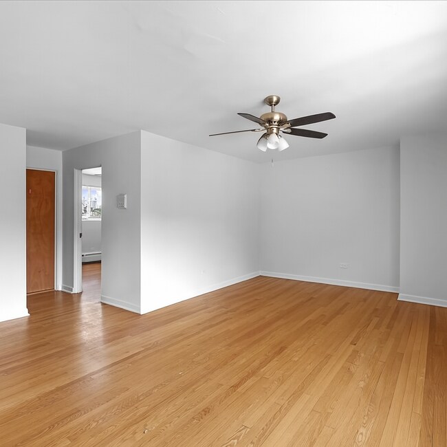 Foto del edificio - 6717 N Hermitage Ave