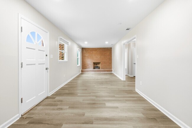 Building Photo - 1829 Fitzgerald St