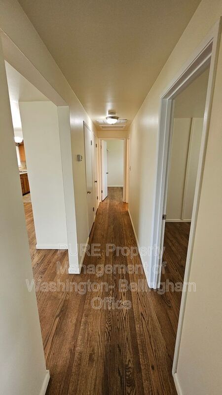 Building Photo - 1701 S 16th St