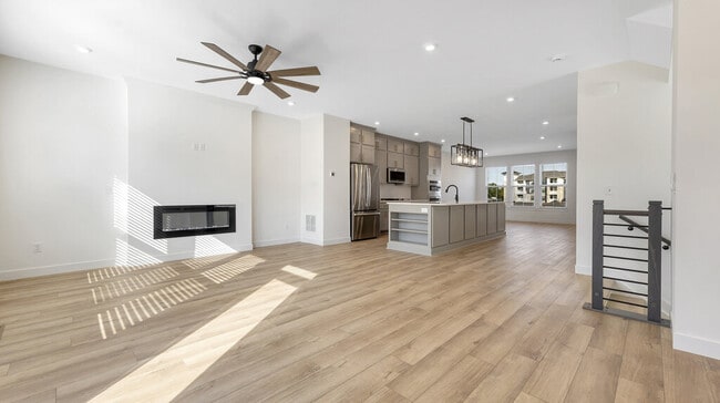 Building Photo - 16531 Yellowwood Dr
