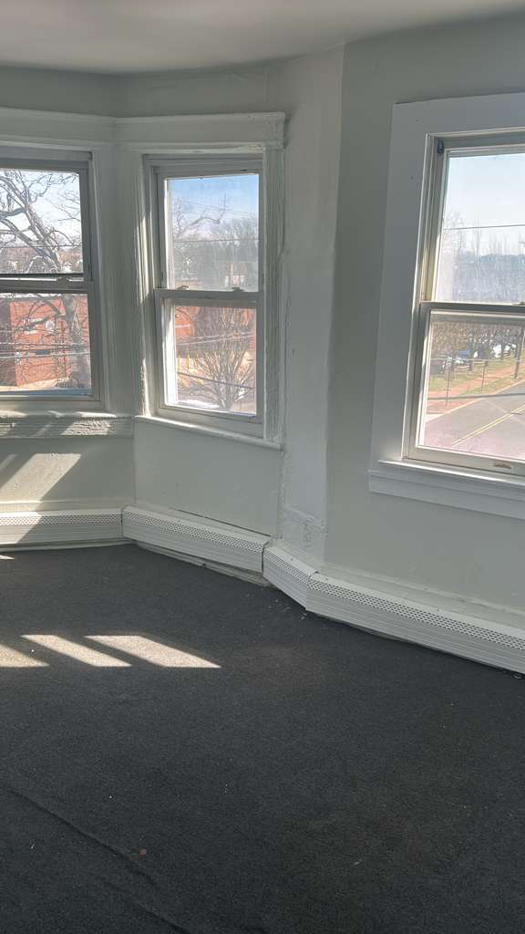 Building Photo - 201 4th St