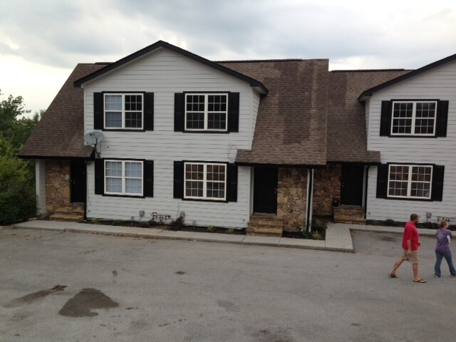 Building Photo - 2661-2671 Valley Heights Dr