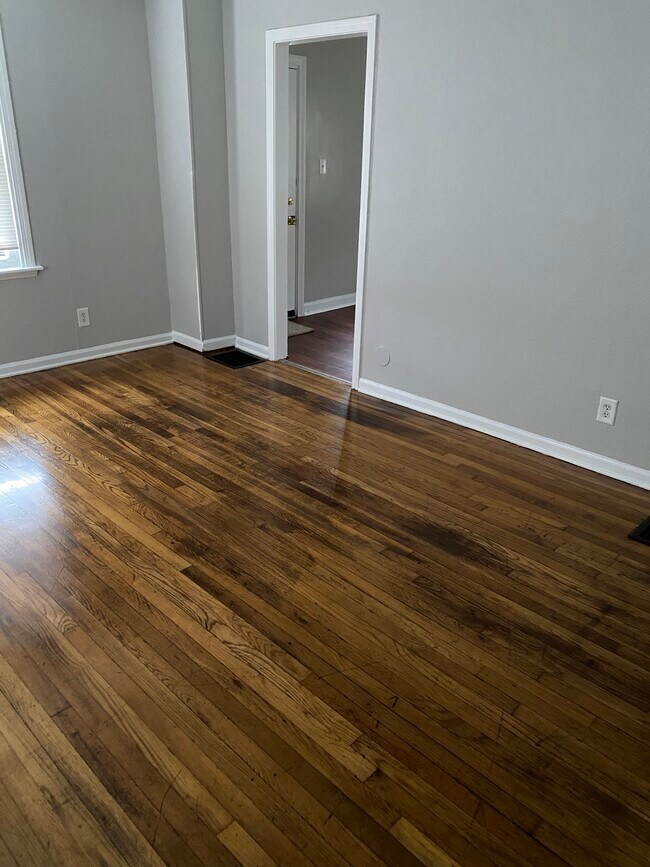 2197 Grasmere Ave, Columbus, OH 43211 House Rental in Columbus, OH