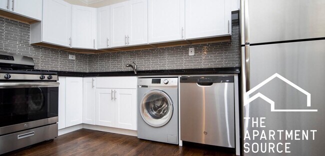 Building Photo - 2127 N Dayton St