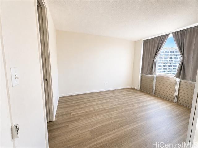Building Photo - 780 Amana St