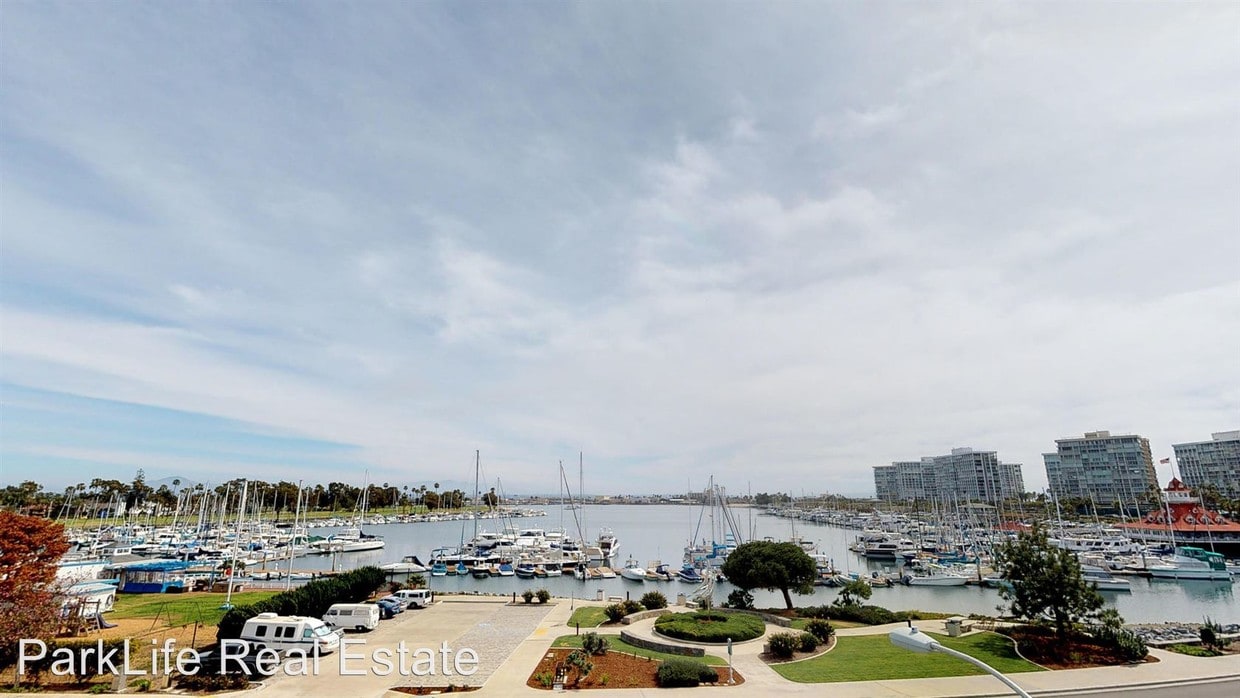 1623 Glorietta Blvd, Coronado, CA 92118 Apartment for Rent in