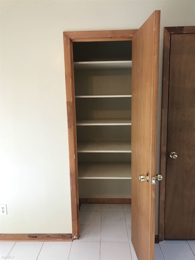 Building Photo - 7516 Necia Dr S