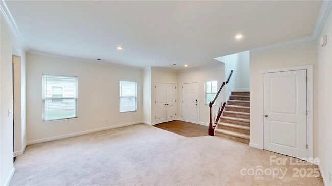 Building Photo - 4523 Collingham Dr