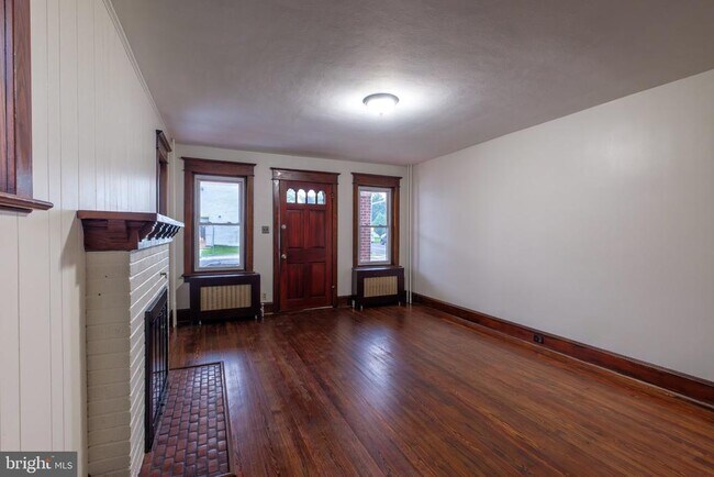 Foto del edificio - 1604 Hamilton Ave
