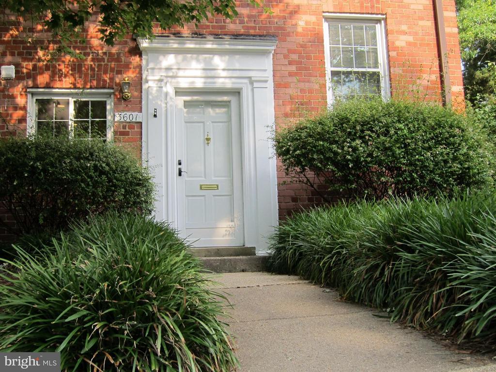 Foto principal - 3601 Greenway Pl