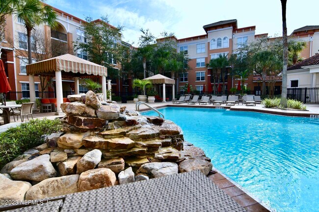 Foto del edificio - 10435 Mid Town Pkwy