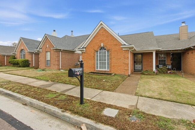 Building Photo - 6856 Wrigley Dr