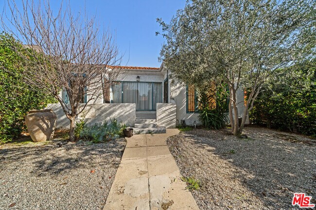 Foto del edificio - 2826 Somerset Dr