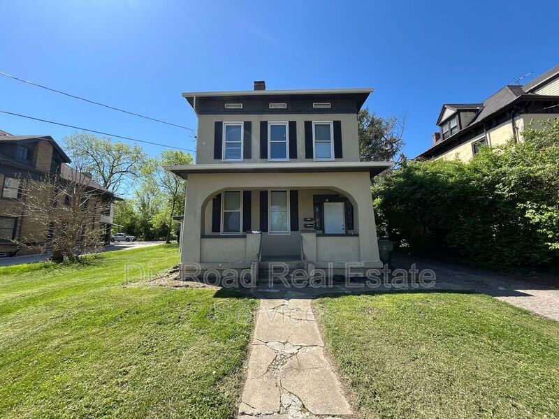 Primary Photo - 545 Rockdale Ave