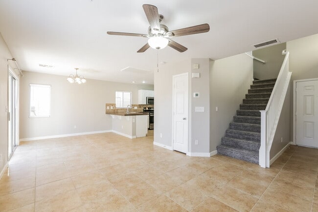 Foto del edificio - 5162 Dillingham Dr