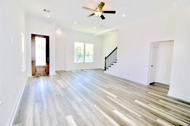Foto del edificio - 3419 Redbud St