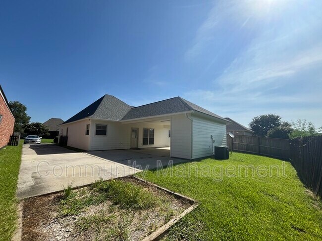 Foto del edificio - 40357 Creekway Cove Ct