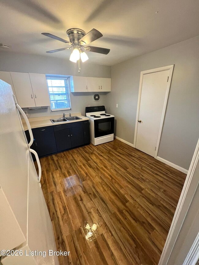 Building Photo - 2212 Gerald Ct