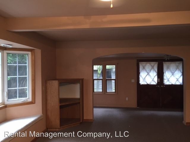 Building Photo - 3 br, 1 bath House - 15431 Smokey Point Blvd