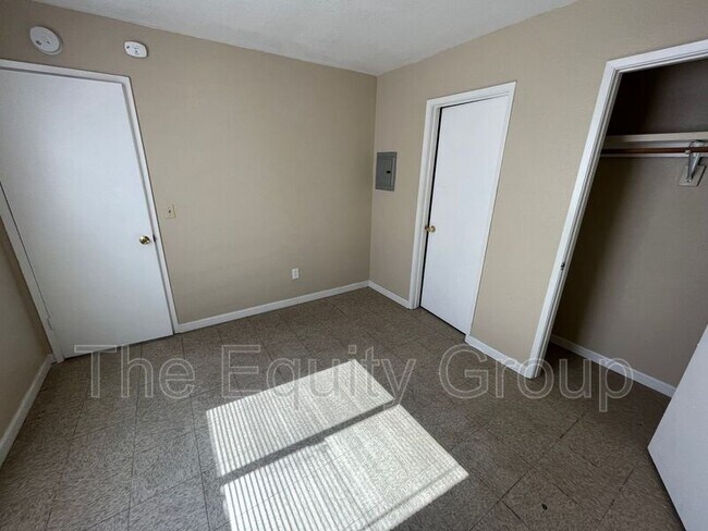 Foto del edificio - 9310 Rd 236