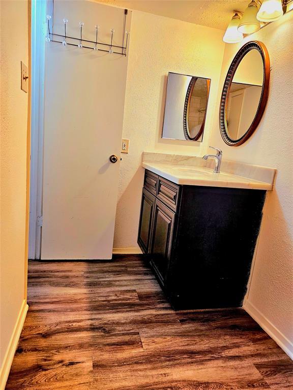 Building Photo - 10555 Turtlewood Ct