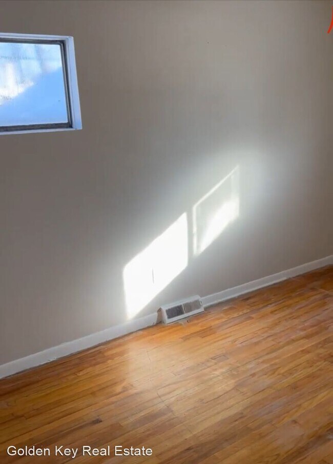 Foto del edificio - 4 br, 1 bath House - 5046 Lafontaine