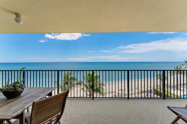 Foto del edificio - 200 S Beach Rd