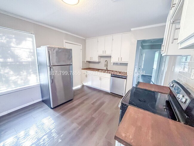 Foto del edificio - 332 SW 4th St